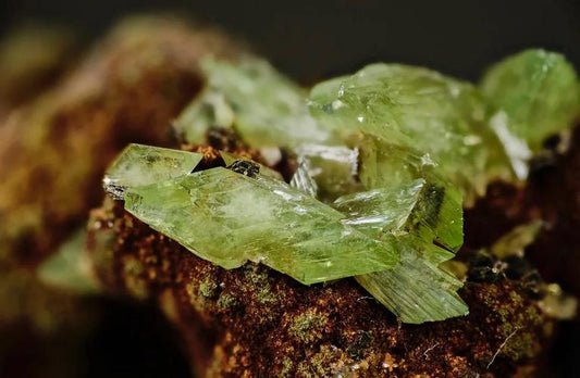 Can crystals be harmful?