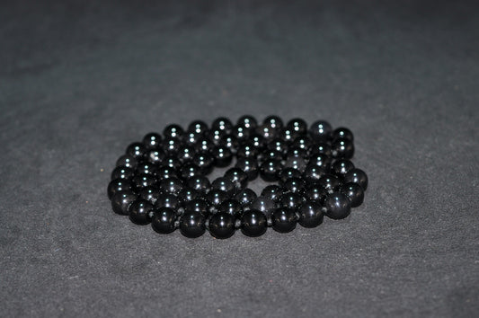 What is an obsidian rock?