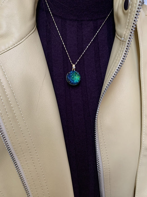 Gloria Studio "Flying Stone" Aurora Iridescent Volcanic Lava Glass Antique Silver Necklace