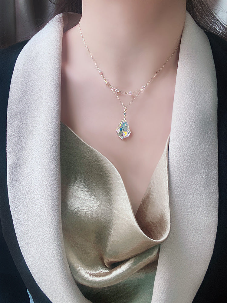 Unveil the Grandeur of the Crystal Prismatic French Retro Baroque Court Style 14K Gold-Plated Necklace