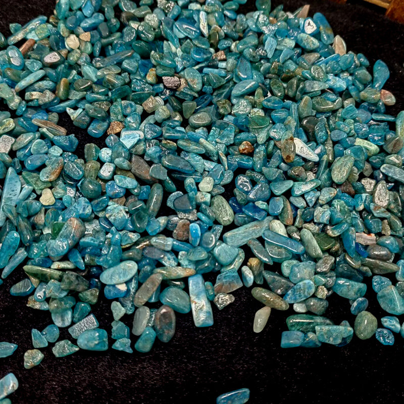 Natural Blue Phosphorite Chips