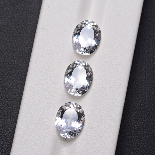 Laboratory-Grown White Sapphire Oval Shape (Egg Shape)
